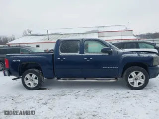 2007 Chevrolet Silverado 1500 LTZ with VIN 2GCEK13M771535698, listed as a IAAI auction lot 41295982 with 216,232 mi miles. Bid and sale history available at carsss.com. Image 13.