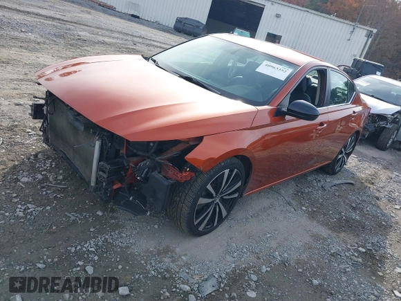 2019 Nissan Altima 2.5 SR with VIN 1N4BL4CV6KC102571, listed as a IAAI auction lot 40963352 with 203,747 mi miles. Bid and sale history available at carsss.com. Image 17.