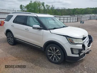 2016 Ford Explorer Platinum с VIN 1FM5K8HT8GGC98761, выставлен на аукционе IAAI как лот 41938465 с пробегом 131 236 миль миль и . История ставок и продаж доступна на DreamBid. Изображение 1.