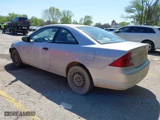 2001 Honda Civic LX with VIN 1HGEM22561L123530, listed as a IAAI auction lot 42092186 with 190,321 mi miles. Bid and sale history available at carsss.com. Image 3.