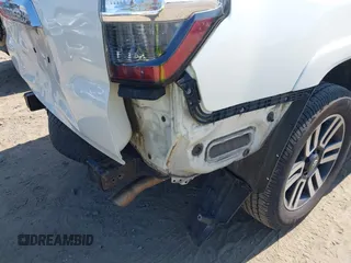 2015 Toyota 4Runner Limited with VIN JTEBU5JR0F5257299, listed as a IAAI auction lot 42029367 with 172,322 mi miles and . Bid and sale history available at carsss.com. Image 19.