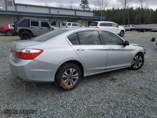 2015 Honda Accord Sedan LX with VIN 1HGCR2F34FA187926, listed as a Copart auction lot 44886725 with 118,335 mi miles and Salvage Title. Bid and sale history available at carsss.com. Image 3.