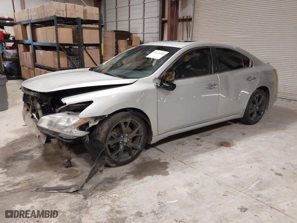2012 Nissan Maxima 3.5 S with VIN 1N4AA5AP3CC825078, listed as a IAAI auction lot 41626280 with 243,903 mi miles. Bid and sale history available at carsss.com. Image 2.