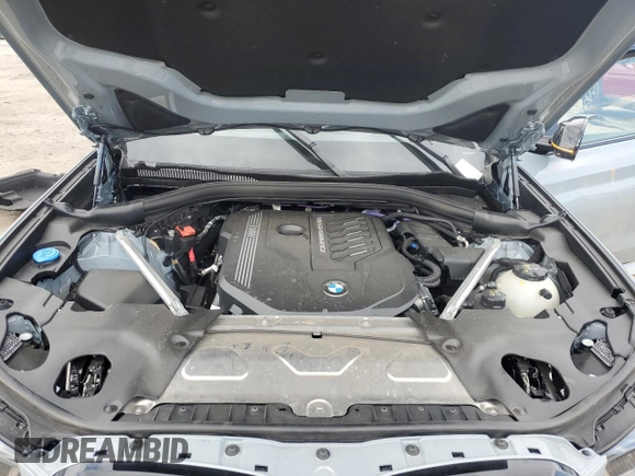 2024 BMW X4 M40i z VIN 5UX43DT05R9U81172, wystawiony jako Copart lot #50378605 z przebiegiem 12 198 mil mil oraz Szkoda całkowita • Salvage title. Historia ofert i sprzedaży dostępna na DreamBid. Obrazek 11.