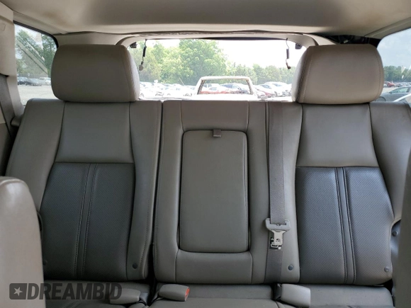 2005 Jeep Grand Cherokee Limited z VIN 1J8HR58245C680060, wystawiony jako Copart lot #59271075 z przebiegiem 263 384 mil mil oraz Czysty tytuł • Clean title. Historia ofert i sprzedaży dostępna na DreamBid. Obrazek 10.