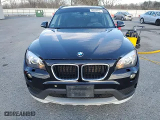 2015 BMW X1 xDrive28i with VIN WBAVL1C58FVY39591, listed as a Copart auction lot 48556765 with 152,577 mi miles and Salvage Title. Bid and sale history available at carsss.com. Image 5.