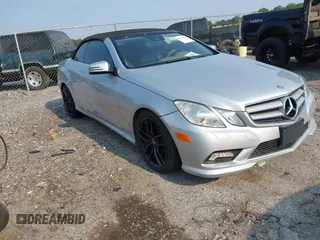 2011 Mercedes-Benz E 550 with VIN WDDKK7CF5BF100354, listed as a IAAI auction lot 42377913 with Not provided miles and . Bid and sale history available at DreamBid. Image 1.