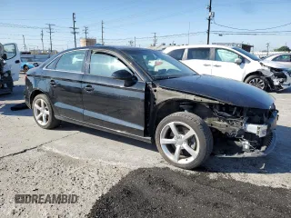 2015 Audi S3 Premium Plus z VIN WAUBFGFF4F1001552, wystawiony jako Copart lot #55023555 z przebiegiem 209 650 mil mil oraz Szkoda całkowita • Salvage title. Historia ofert i sprzedaży dostępna na DreamBid. Obrazek 4.