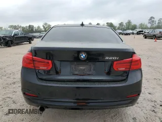 2016 BMW 3 Series 320i z VIN WBA8A9C55GK619006, wystawiony jako Copart lot #51432705 z przebiegiem 93 073 mil mil oraz Szkoda całkowita • Salvage title. Historia ofert i sprzedaży dostępna na DreamBid. Obrazek 6.