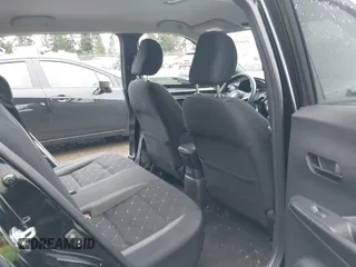 2019 Nissan Kicks SR with VIN 3N1CP5CU8KL566131, listed as a IAAI auction lot 41871449 with 41,041 mi miles and . Bid and sale history available at carsss.com. Image 8.