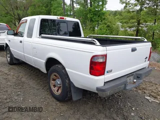 2003 Ford Ranger XL Fleet with VIN 1FTYR44V83PA59301, listed as a IAAI auction lot 42122557 with 211,487 mi miles. Bid and sale history available at carsss.com. Image 3.