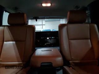2018 Toyota Sequoia Platinum with VIN 5TDDY5G16JS158153, listed as a Copart auction lot 42144005 with 140,675 mi miles and Salvage Title. Bid and sale history available at carsss.com. Image 10.