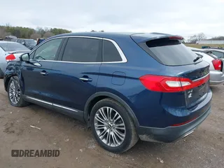 2017 Lincoln MKX Reserve with VIN 2LMPJ6LR4HBL26385, listed as a IAAI auction lot 41543226 with 59,562 mi miles. Bid and sale history available at carsss.com. Image 3.