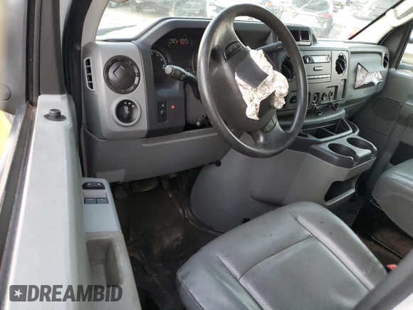 2016 Ford Econoline Commercial z VIN 1FDWE3FL7GDC36478, wystawiony jako Copart lot #86727284 z przebiegiem Nie podano mil oraz Szkoda całkowita • Salvage title. Historia ofert i sprzedaży dostępna na DreamBid. Obrazek 8.