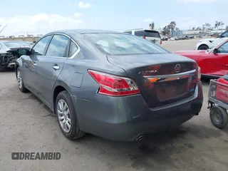 2014 Nissan Altima 2.5 S with VIN 1N4AL3AP6EN358051, listed as a IAAI auction lot 42131208 with 35,376 mi miles. Bid and sale history available at carsss.com. Image 3.