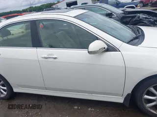 2007 Acura TSX with VIN JH4CL96877C020243, listed as a IAAI auction lot 42379368 with 206,042 mi miles and . Bid and sale history available at DreamBid. Image 13.