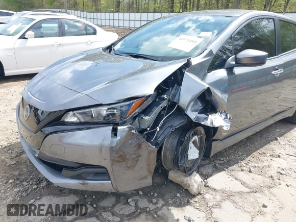 2023 Nissan LEAF S z VIN 1N4AZ1BV8PC562204, wystawiony jako IAAI lot #41971493 z przebiegiem 9 445 mil mil oraz . Historia ofert i sprzedaży dostępna na DreamBid. Obrazek 6.