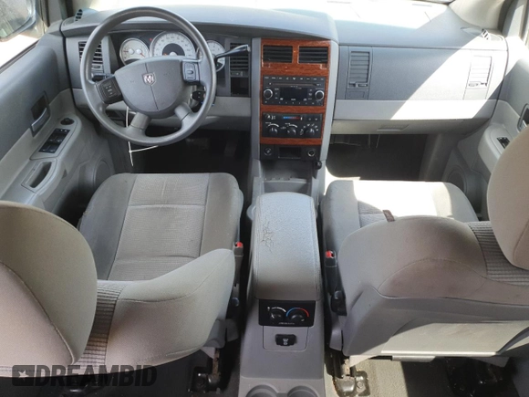 2008 Dodge Durango SLT z VIN 1D8HB48N68F130802, wystawiony jako Copart lot #52369935 z przebiegiem 235 802 mil mil oraz Szkoda całkowita • Salvage title. Historia ofert i sprzedaży dostępna na DreamBid. Obrazek 8.