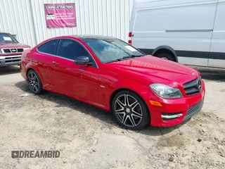 2013 Mercedes-Benz C 250 with VIN WDDGJ4HB9DF963125, listed as a IAAI auction lot 42725863 with 71,413 mi miles and . Bid and sale history available at DreamBid. Image 1.