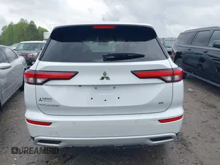 2022 Mitsubishi Outlander SE z VIN JA4J3UA86NZ013601, wystawiony jako IAAI lot #42009537 z przebiegiem 56 293 mil mil oraz . Historia ofert i sprzedaży dostępna na DreamBid. Obrazek 16.