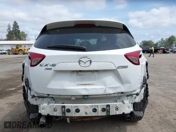 2015 Mazda CX-5 Touring with VIN JM3KE4CY4F0488484, listed as a IAAI auction lot 42115093 with 156,344 mi miles. Bid and sale history available at carsss.com. Image 17.