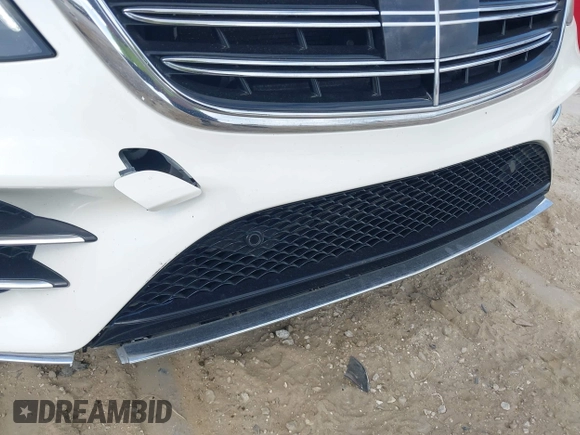 2018 Mercedes-Benz S 560 with VIN WDDUG8GB3JA380620, listed as a IAAI auction lot 41722426 with 94,007 mi miles and . Bid and sale history available at carsss.com. Image 6.