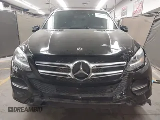 2017 Mercedes-Benz GLE 350 z VIN 4JGDA5JB5HA982900, wystawiony jako IAAI lot #42087006 z przebiegiem 133 294 mil mil oraz . Historia ofert i sprzedaży dostępna na DreamBid. Obrazek 12.