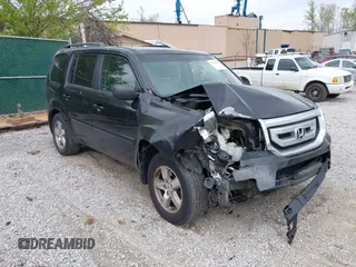 2011 Honda Pilot EX-L with VIN 5FNYF4H59BB039862, listed as a IAAI auction lot 42048218 with 174,102 mi miles and . Bid and sale history available at carsss.com. Image 1.
