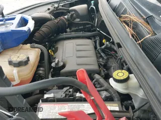2020 Buick Encore Essence z VIN KL4CJGSB5LB060439, wystawiony jako IAAI lot #40519840 z przebiegiem 72 057 mil mil oraz . Historia ofert i sprzedaży dostępna na DreamBid. Obrazek 19.