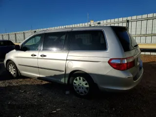 2005 Honda Odyssey LX with VIN 5FNRL38205B093617, listed as a Copart auction lot 49765025 with 271,363 mi miles and Salvage title. Bid and sale history available at DreamBid. Image 2.