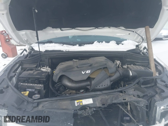2015 Jeep Grand Cherokee Limited with VIN 1C4RJFBG2FC706735, listed as a IAAI auction lot 41576788 with 120,040 mi miles. Bid and sale history available at carsss.com. Image 10.