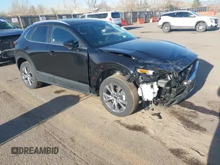 2025 Mazda CX-30 S Preferred with VIN 3MVDMBCM0SM772190, listed as a IAAI auction lot 41798763 with 3,558 mi miles and . Bid and sale history available at DreamBid. Image 6.