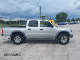 2004 Toyota Tacoma PreRunner z VIN 5TEGN92N74Z411950, wystawiony jako IAAI lot #42536808 z przebiegiem 201 453 mil mil oraz . Historia ofert i sprzedaży dostępna na DreamBid. Obrazek 13.