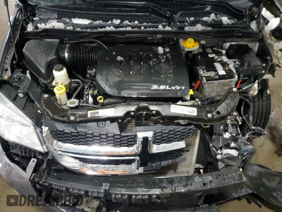 2014 Dodge Grand Caravan SE with VIN 2C4RDGBG2ER410875, listed as a Copart auction lot 44919925 with 171,711 mi miles and Salvage Title. Bid and sale history available at DreamBid. Image 13.