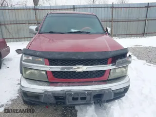 2006 Chevrolet Colorado LT w/1LT with VIN 1GCDT146068122476, listed as a IAAI auction lot 41281077 with 151,072 mi miles. Bid and sale history available at carsss.com. Image 12.