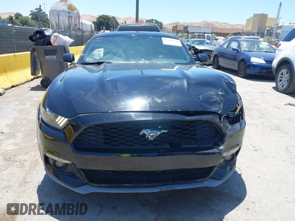 2015 Ford Mustang EcoBoost z VIN 1FA6P8TH6F5382719, wystawiony jako IAAI lot #42316250 z przebiegiem 119 412 mil mil oraz . Historia ofert i sprzedaży dostępna na DreamBid. Obrazek 12.