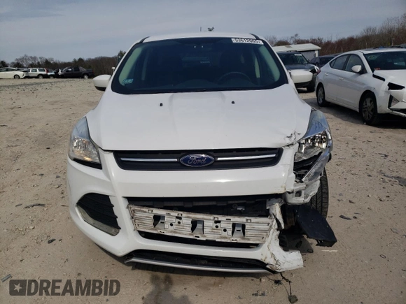 2014 Ford Escape SE with VIN 1FMCU9GX9EUE31649, listed as a Copart auction lot 53612065 with 57,162 mi miles and Clean title. Bid and sale history available at DreamBid. Image 5.