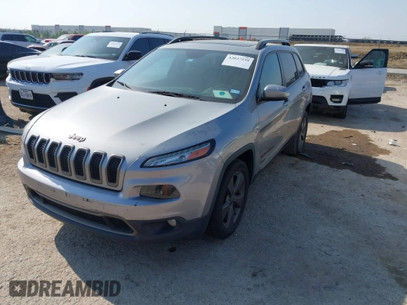 2016 Jeep Cherokee Latitude with VIN 1C4PJLCB7GW256587, listed as a IAAI auction lot 42037539 with 209,267 mi miles. Bid and sale history available at carsss.com. Image 17.