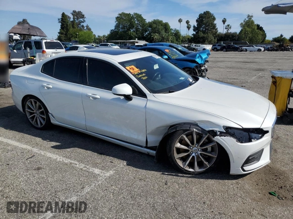 2019 Volvo S60 Momentum with VIN 7JRA22TK3KG013375, listed as a Copart auction lot 50717054 with 39,149 mi miles and Salvage Title. Bid and sale history available at carsss.com. Image 4.