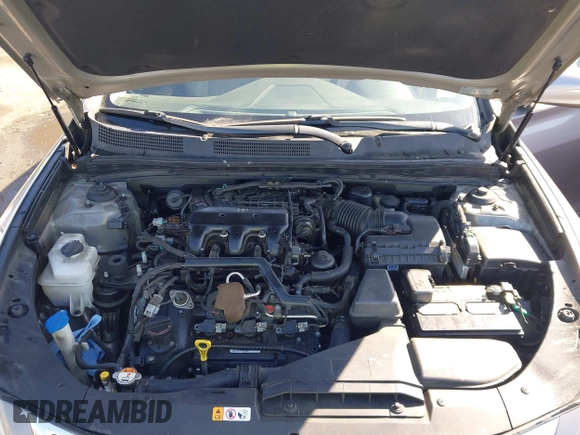 2013 Hyundai Azera with VIN KMHFH4JG2DA256481, listed as a IAAI auction lot 41673405 with 180,130 mi miles and . Bid and sale history available at DreamBid. Image 10.