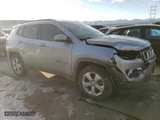 2018 Jeep Compass Latitude with VIN 3C4NJDBB3JT355645, listed as a Copart auction lot 88140145 with 101,684 mi miles and Salvage Title. Bid and sale history available at carsss.com. Image 4.