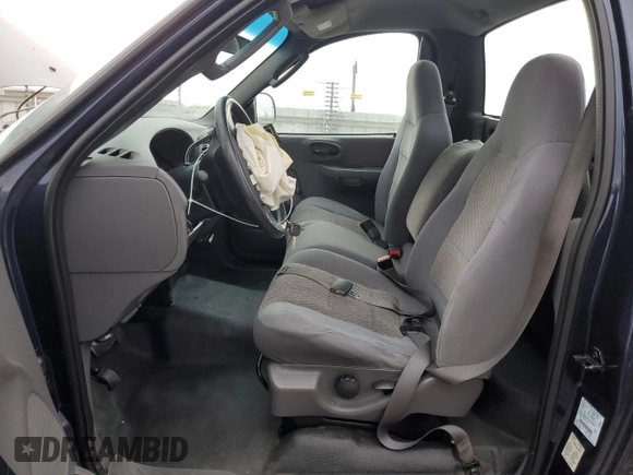 2004 Ford F-150 XL with VIN 2FTPF17Z44CA67318, listed as a Copart auction lot 84940644 with 87,057 mi miles and Salvage title. Bid and sale history available at DreamBid. Image 7.