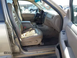 2002 Ford Explorer XLT with VIN 1FMDU73E32ZB76573, listed as a IAAI auction lot 41612109 with 227,220 mi miles and . Bid and sale history available at DreamBid. Image 5.