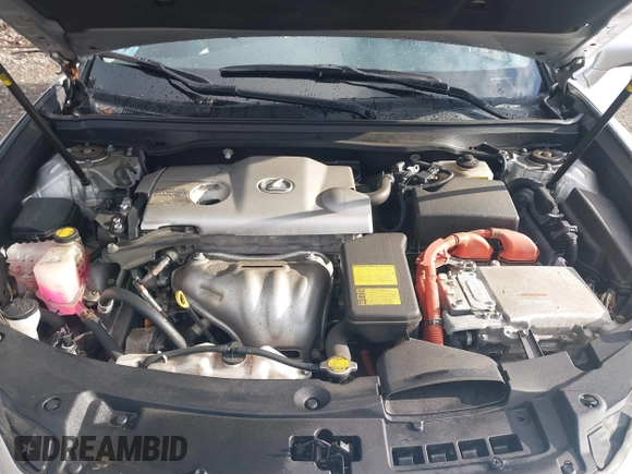 2013 Lexus ES 300h Hybrid with VIN JTHBW1GG1D2002302, listed as a IAAI auction lot 41902424 with 104,020 mi miles. Bid and sale history available at carsss.com. Image 10.