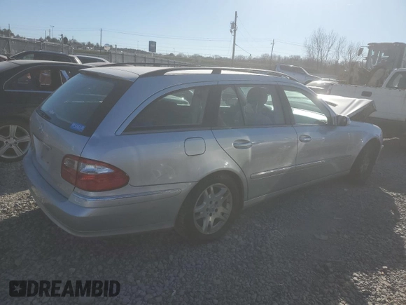 2005 Mercedes-Benz E 320 with VIN WDBUH65J45A674862, listed as a Copart auction lot 89206765 with 231,291 mi miles and Salvage Title. Bid and sale history available at DreamBid. Image 3.