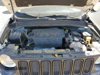 2017 Jeep Renegade Altitude z VIN ZACCJABBXHPF70298, wystawiony jako Copart lot #50876855 z przebiegiem 114 017 mil mil oraz Szkoda całkowita • Salvage title. Historia ofert i sprzedaży dostępna na DreamBid. Obrazek 12.