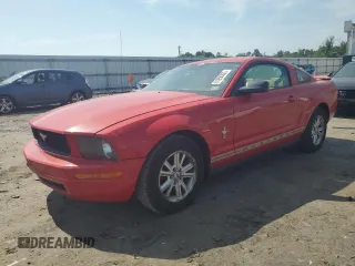 2008 Ford Mustang Deluxe with VIN 1ZVHT80NX85208001, listed as a Copart auction lot 61950835 with 269,203 mi miles and Salvage title. Bid and sale history available at DreamBid. Image 1.