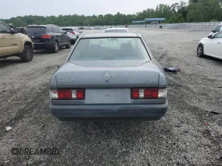 1991 Mercedes-Benz 190 z VIN WDBDA29D3MF767780, wystawiony jako Copart lot #57215785 z przebiegiem 200 216 mil mil oraz Tytuł czysty. Historia ofert i sprzedaży dostępna na DreamBid. Obrazek 6.