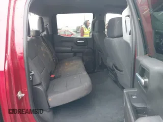 2020 Chevrolet Silverado 1500 LT z VIN 3GCUYDET2LG211169, wystawiony jako IAAI lot #41145684 z przebiegiem 81 606 mil mil oraz . Historia ofert i sprzedaży dostępna na DreamBid. Obrazek 8.