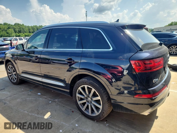 2017 Audi Q7 Prestige with VIN WA1VAAF75HD029313, listed as a Copart auction lot 62296365 with 164,123 mi miles and Clean title. Bid and sale history available at DreamBid. Image 2.